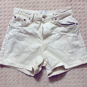 “Bone” colored Zara denim shorts